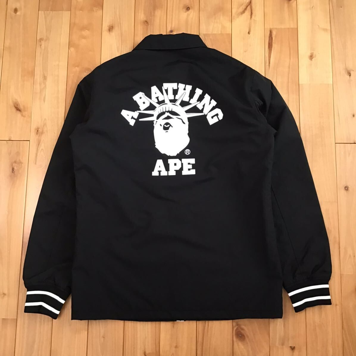 NYC カレッジロゴ コーチジャケット Mサイズ ブラック a bathing ape BAPE coach jacket エイプ ベイプ アベイシングエイプ