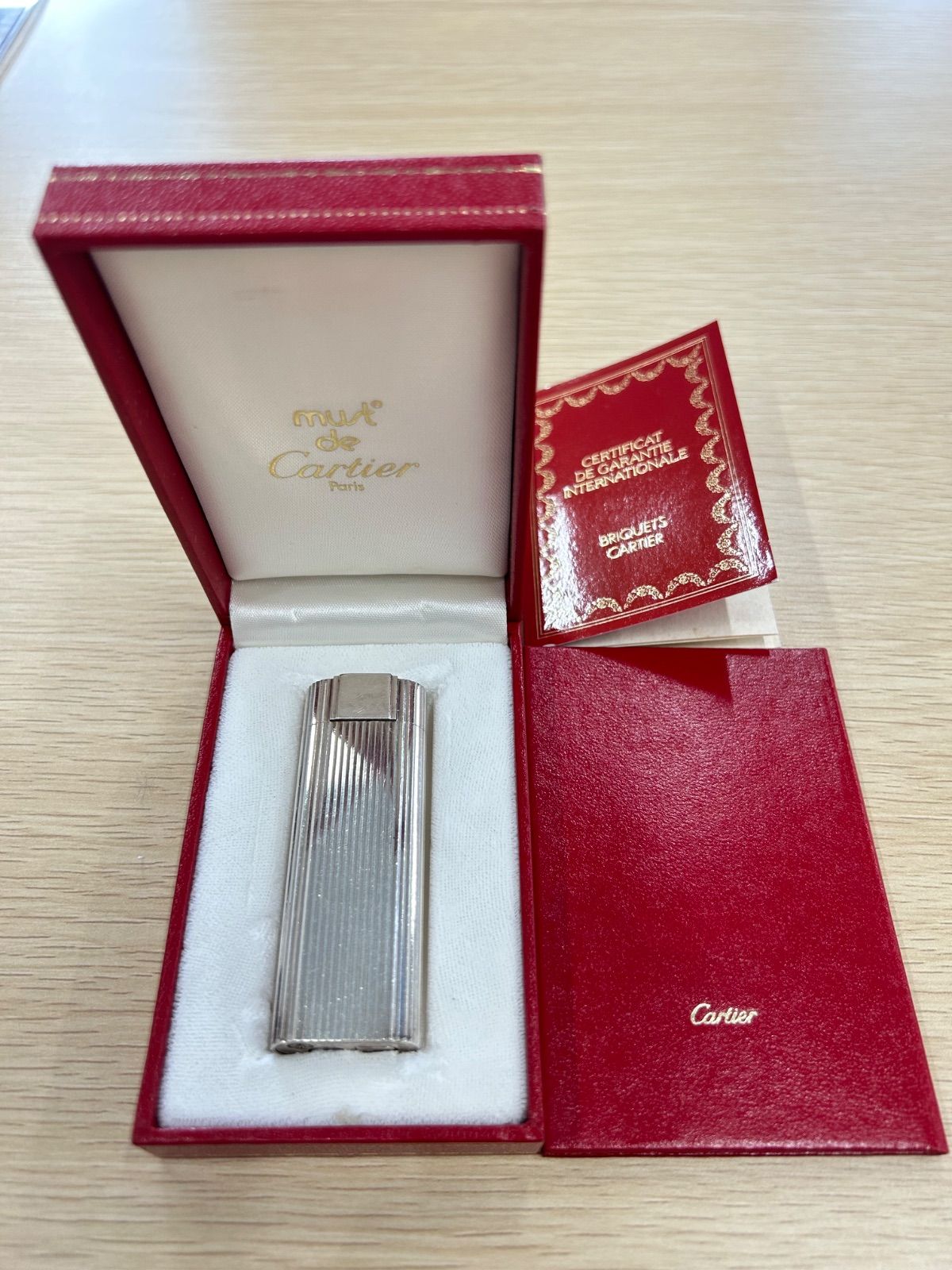Cartier カルティエ ガスライター シルバー系 箱 ギャランティ付き