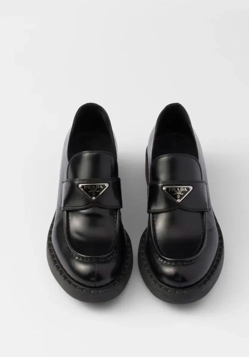 PRADA プラダ ペンダント ローファー 38 5 250 255