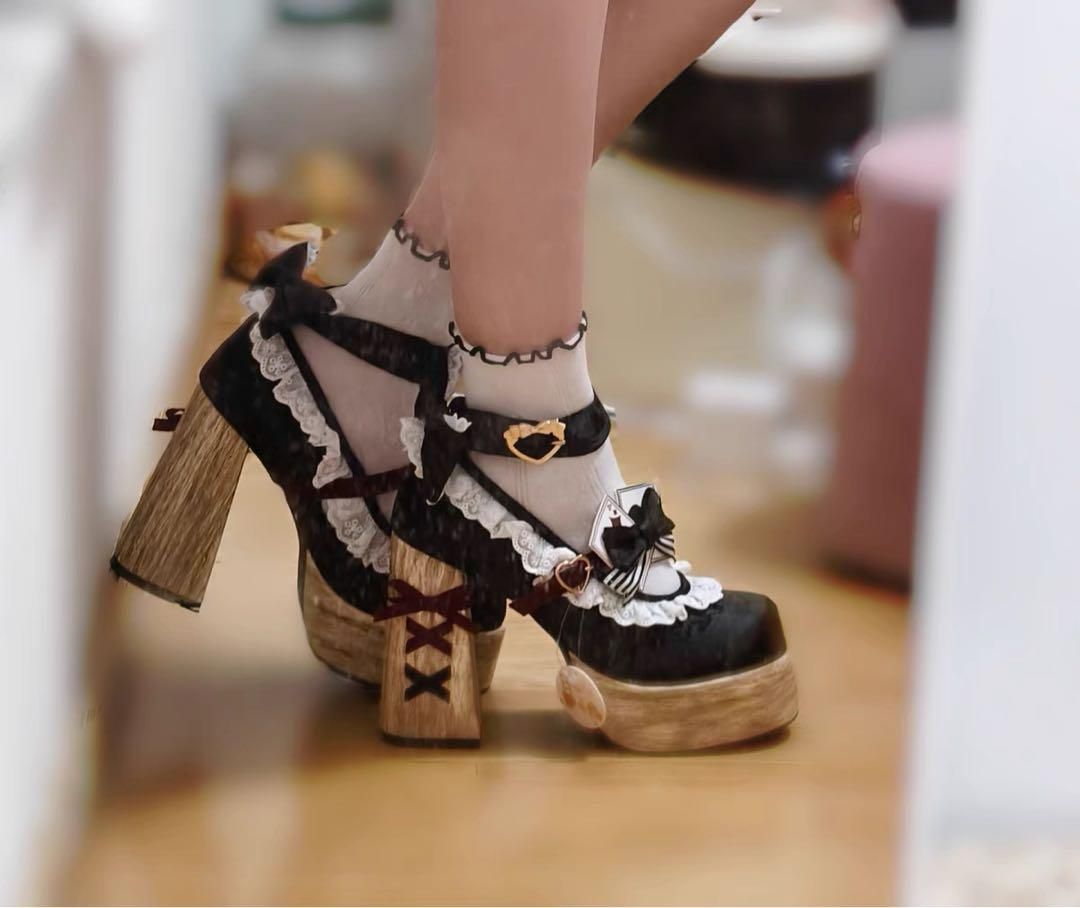 お出かけにぴったり??可愛いロリータパンプス??女子会にもイベントにも?