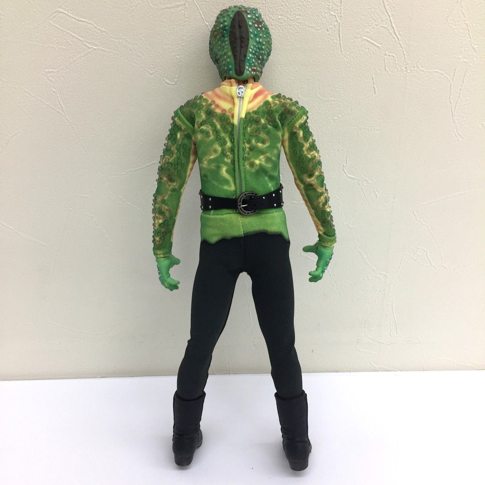 未開封 メディコムトイ RAH 死神カメレオン 仮面ライダー ハイパーホビー限定 ☆美品 メディコムトイ 死神カメレオン リアルアクション