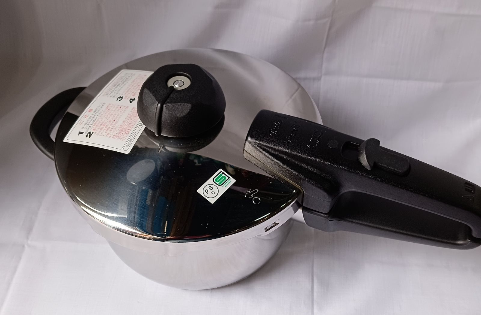♥ FISSLER フィスラー 圧力鍋 18ｃｍ 2.5ｌ ｍ