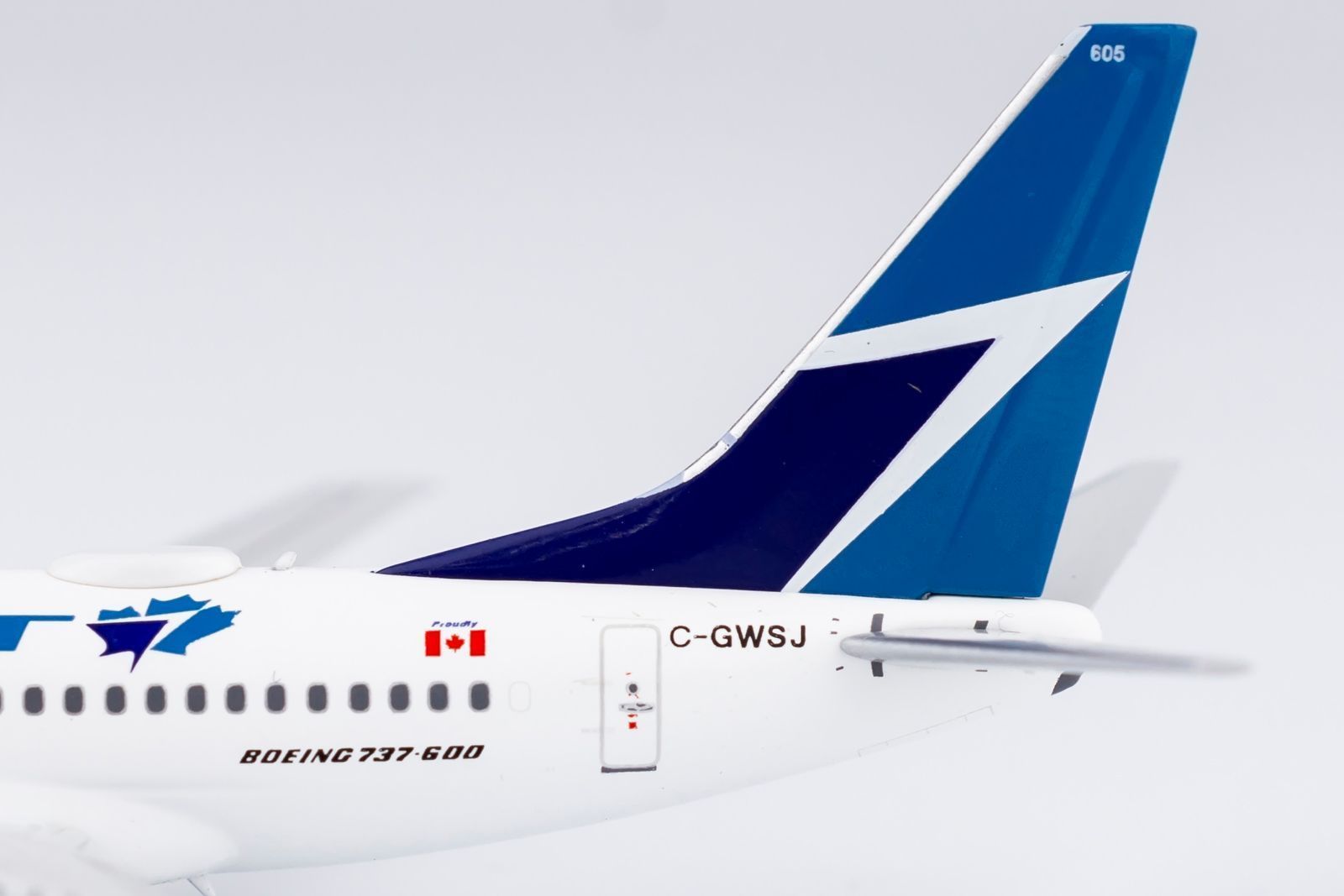 737-600