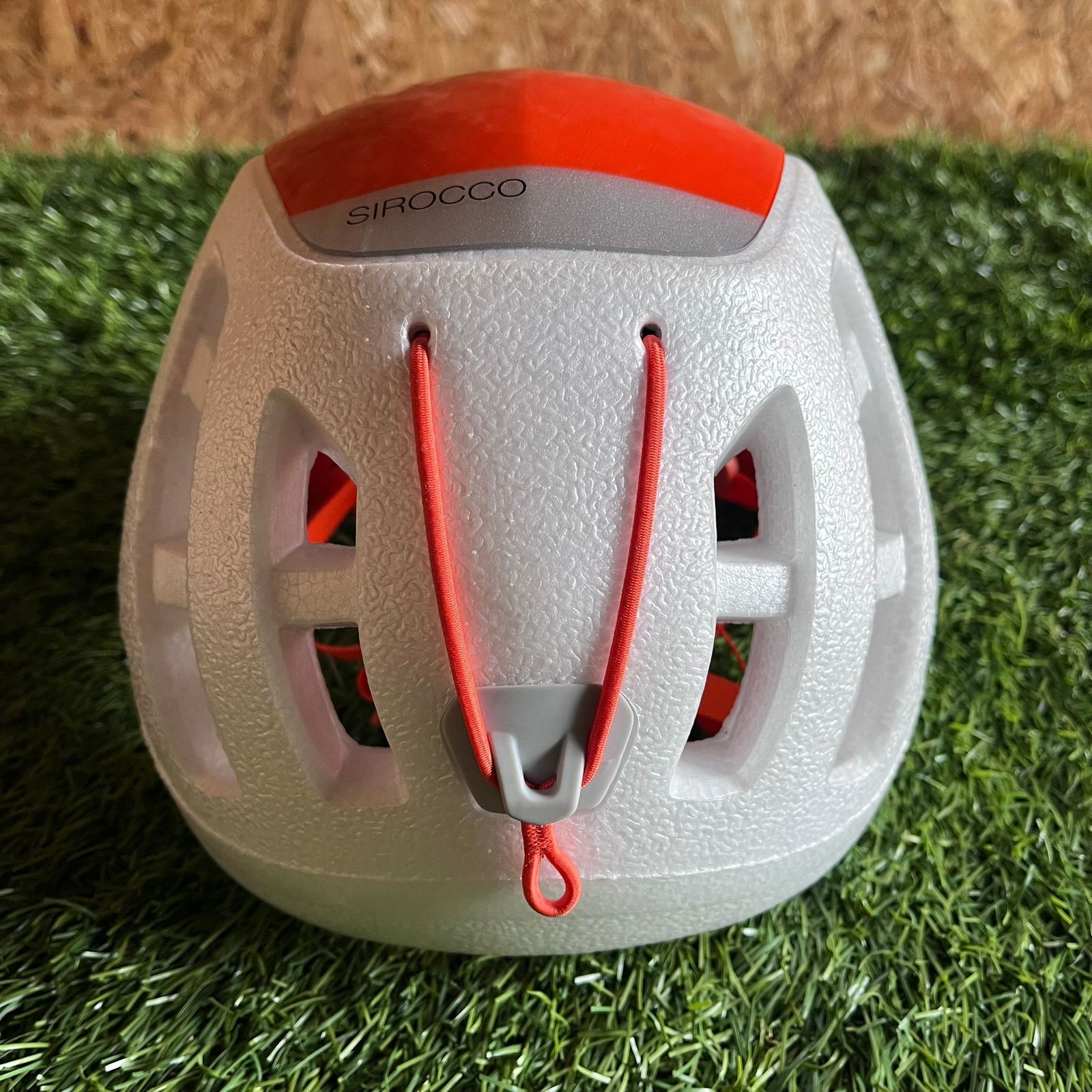 シロッコ-ホワイト-S