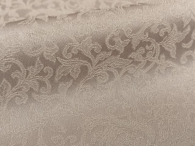 平和屋着物●世界的友禅作家　千地泰弘　色無地　唐草地紋　鳩羽鼠色　正絹　逸品　AAAV7377zg 平和屋着物○世界的友禅作家 千地泰弘 色無地 唐草地紋 鳩羽鼠色 正絹