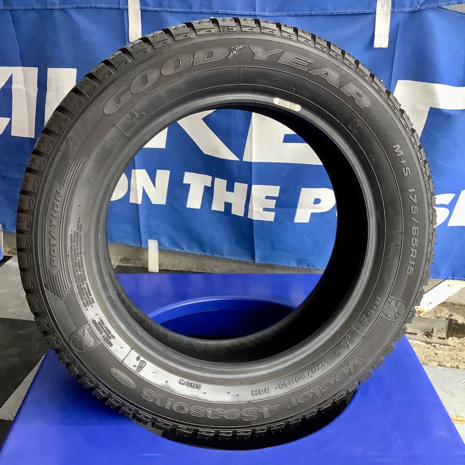 2019年製 グッドイヤー 中古サマータイヤ 175/65R15 4本セット Vector（グッドイヤー） 2025年製 オールシーズンタイヤ グッドイヤー