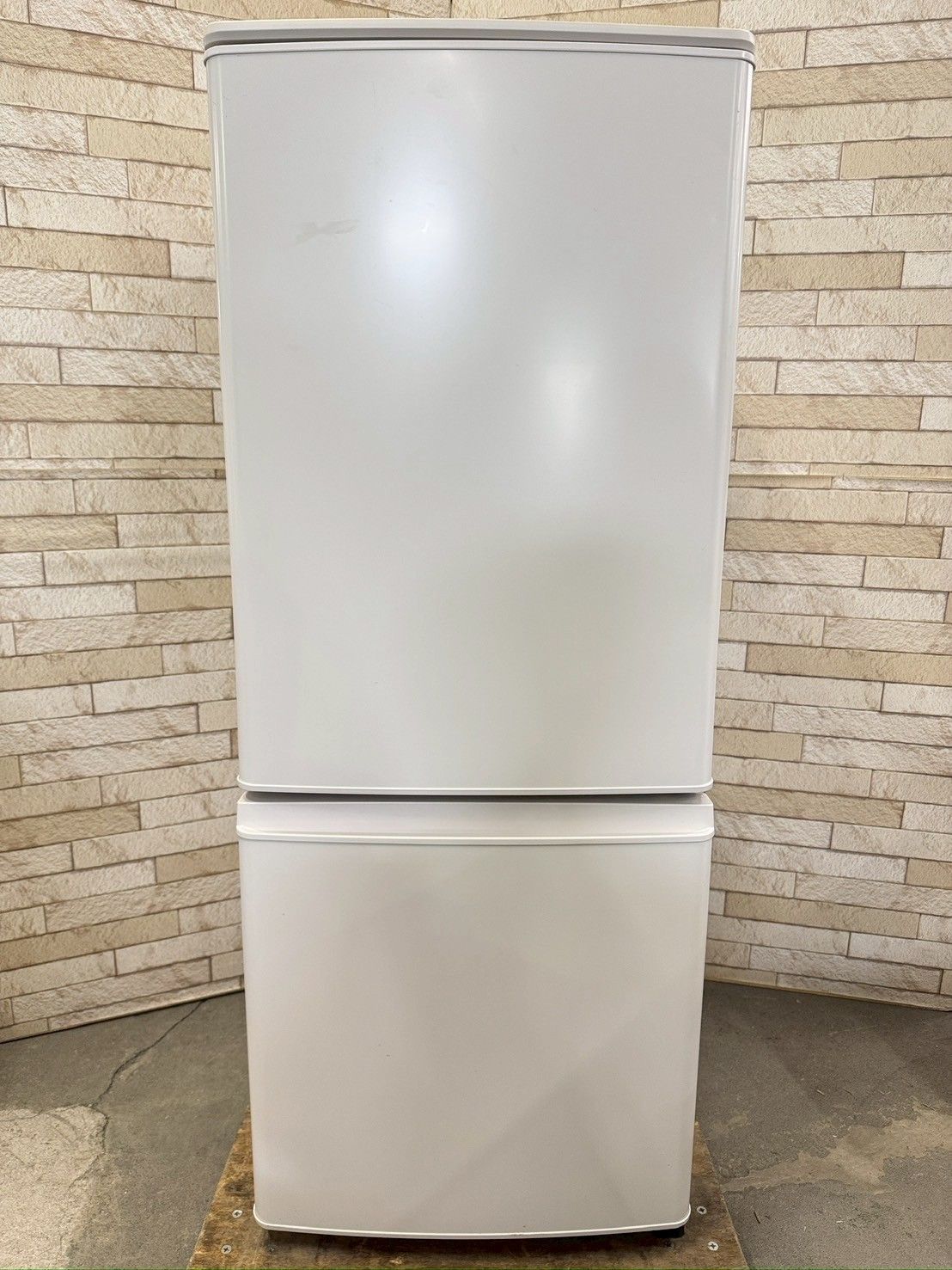 大阪送料無料★3か月保障付き★2022年★MR-P15EG-B1★IR-839 大阪送料無料☆3か月保障付き☆冷蔵庫☆三菱☆2ドア☆2022年☆MR-P15EG