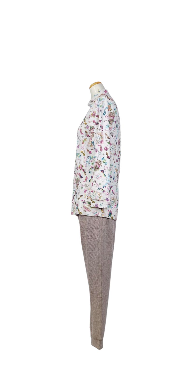 100%本物保証! 鴨居羊子パジャマ TUNIC 秋物 長袖パジャマ モックネック ピーチ起毛ハーピーヒール 43406 ベージュ色