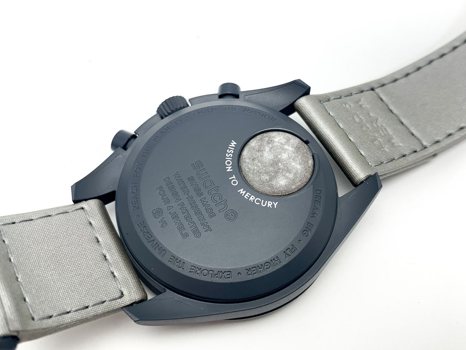 新品同様未使用5月購入。OMEGA × Swatch スピードマスター クロノ