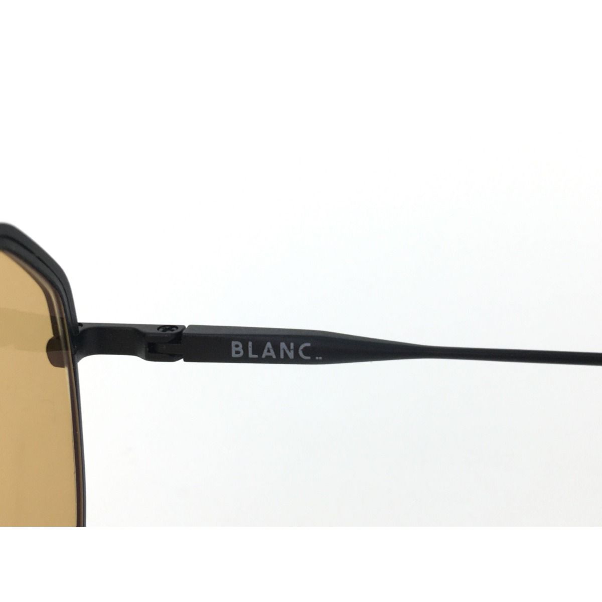 ▽▽BLANC ブラン アイウエア サングラス チタンフレーム ケース付 