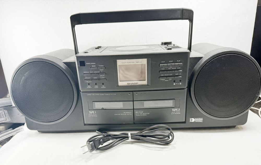 HY】【動作品】SHARP シャープ QT?77CD CD再生可（振動で音飛びあり