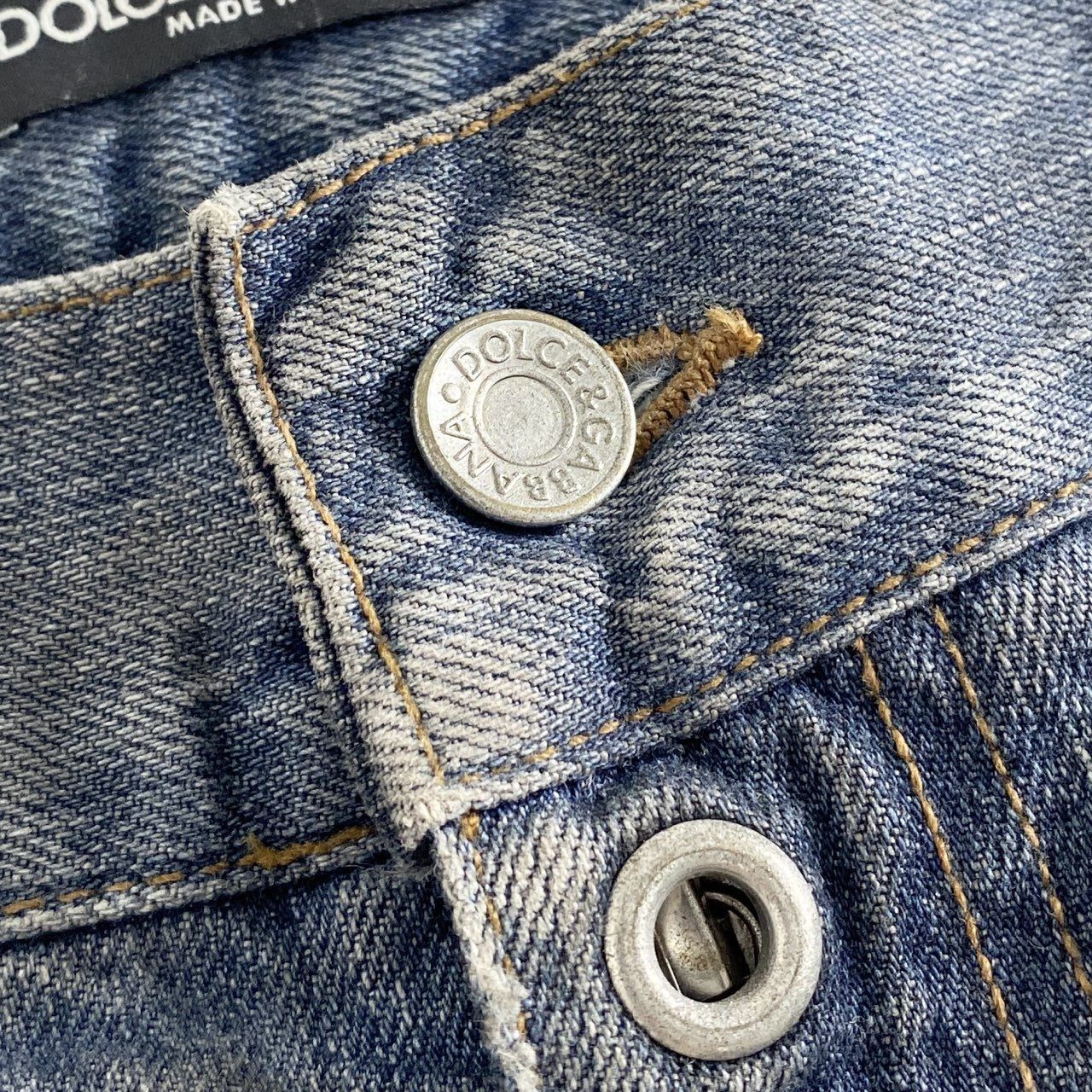 43c1 DOLCE&GABBANA ドルチェアンドガッバーナ イタリア製 ハトメ