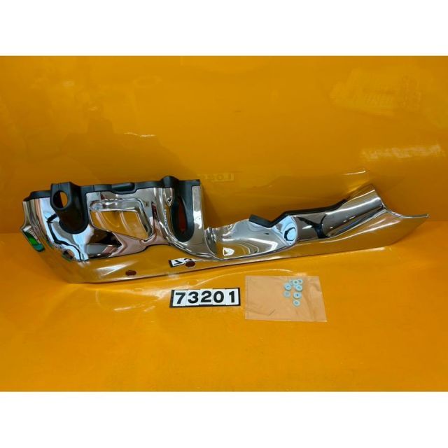 73201 HONDA ホンダ ゴールドウイング GL1800 SC68 アンダーカウル サイドカウル メッキ クローム 片側 08F70-MCA-610