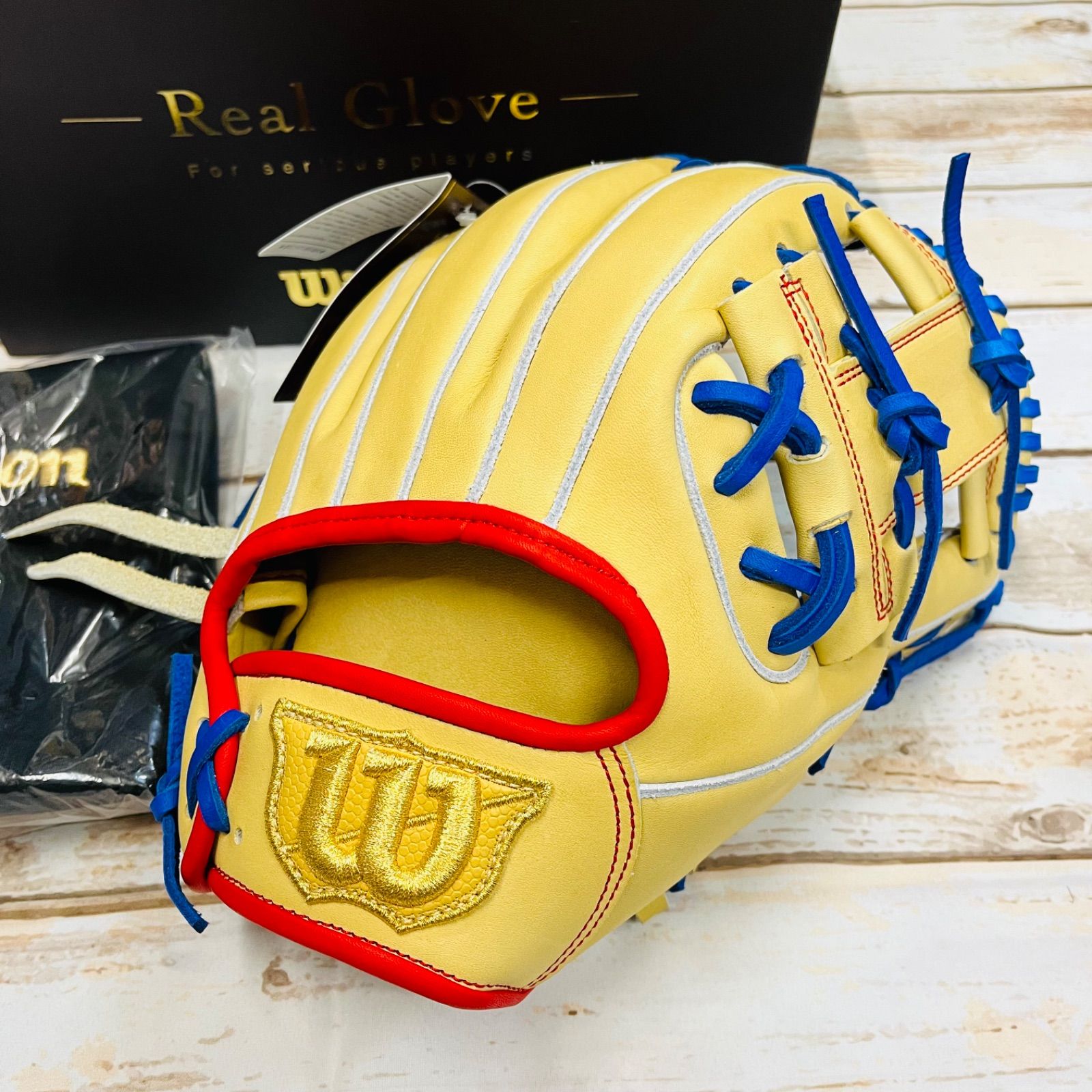 ウイルソン 限定品‼︎ 硬式グラブ ムーキー・ベッツモデル 内野手・右