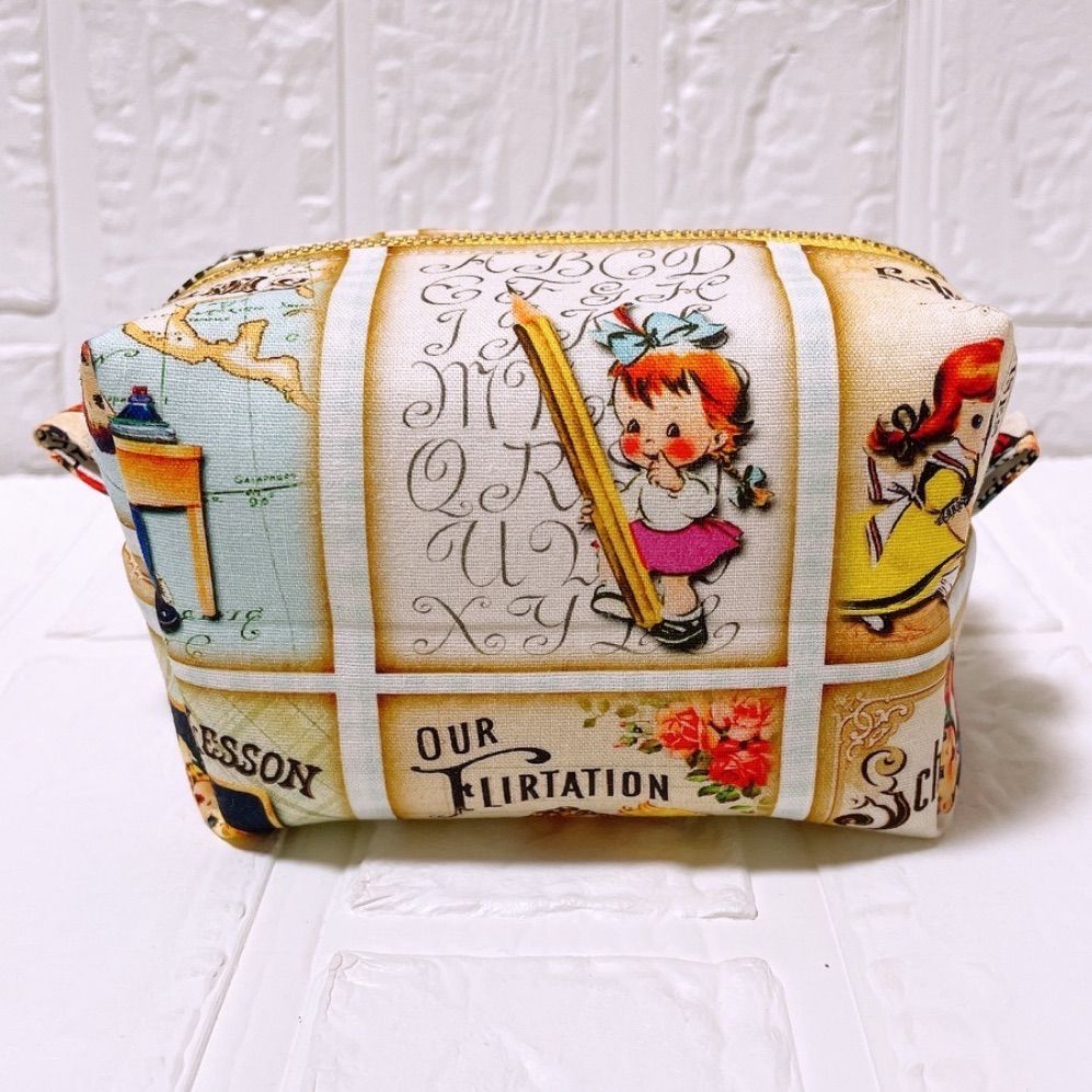 トマトガール レトロドール ボックスポーチ ハンドメイド - メルカリ 