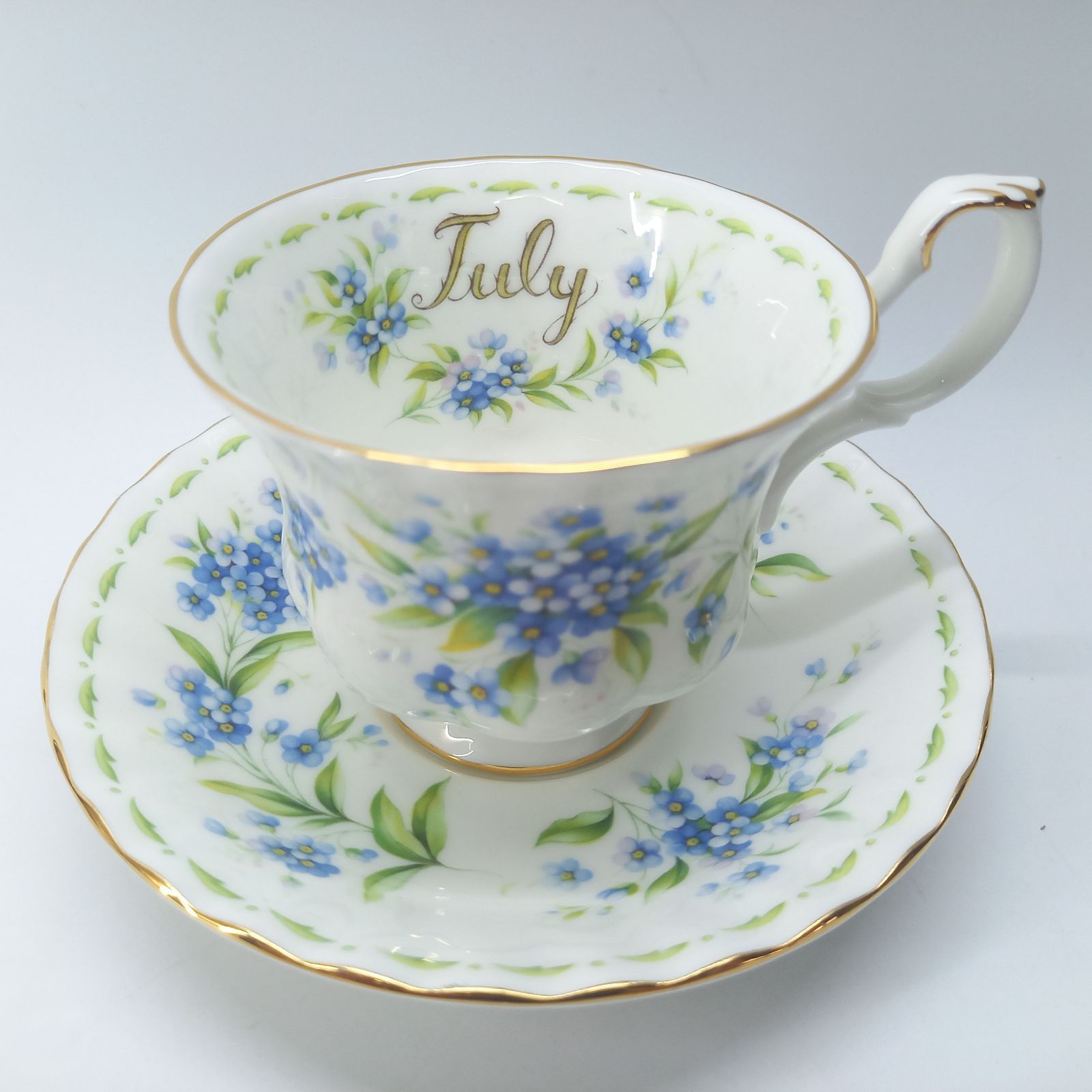 フラワーオブザマンス カップ＆ソーサー