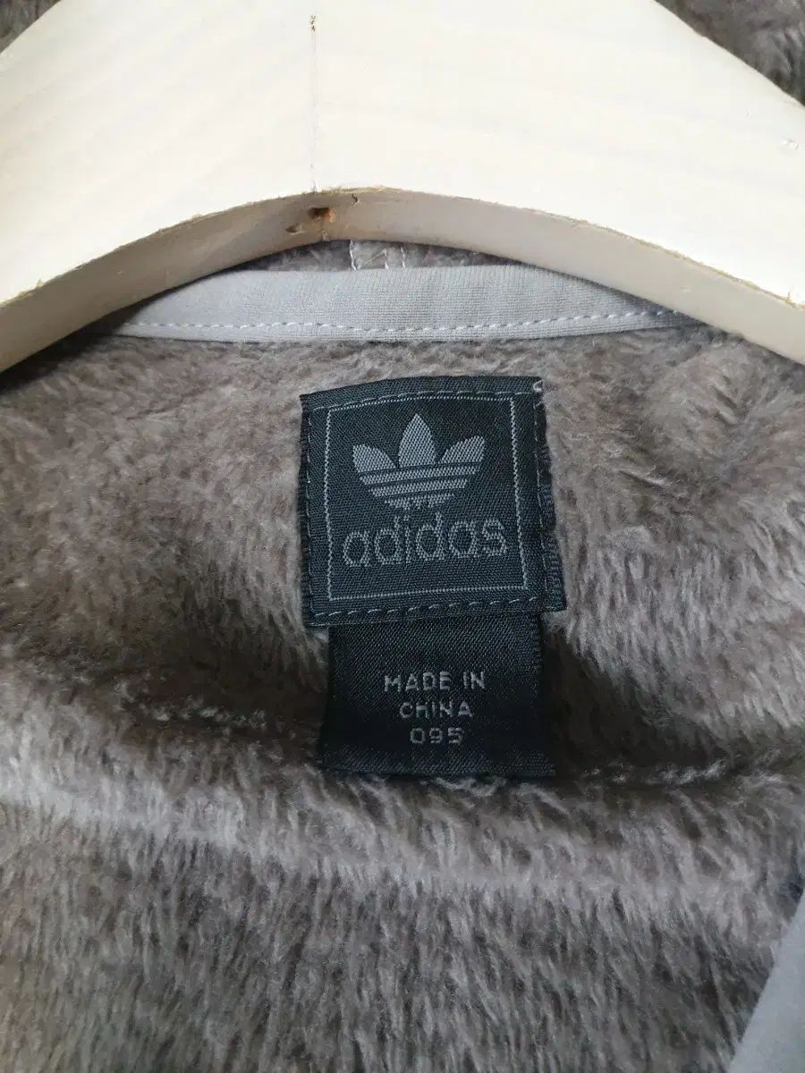 フードジップアップ