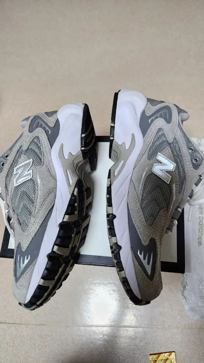 New Balance ニューバランス ML725P 235 サイズ グレー レディース スニーカー スニーカーズ