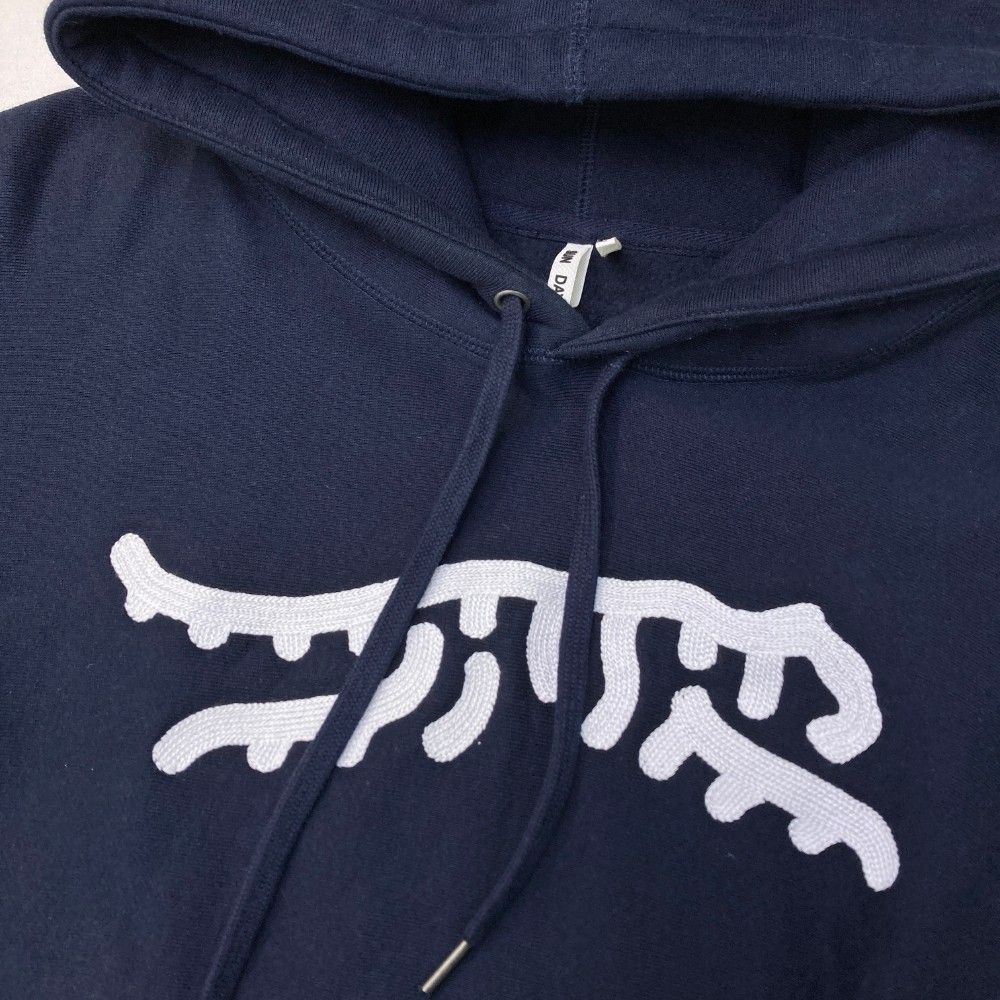 サンデーレッド