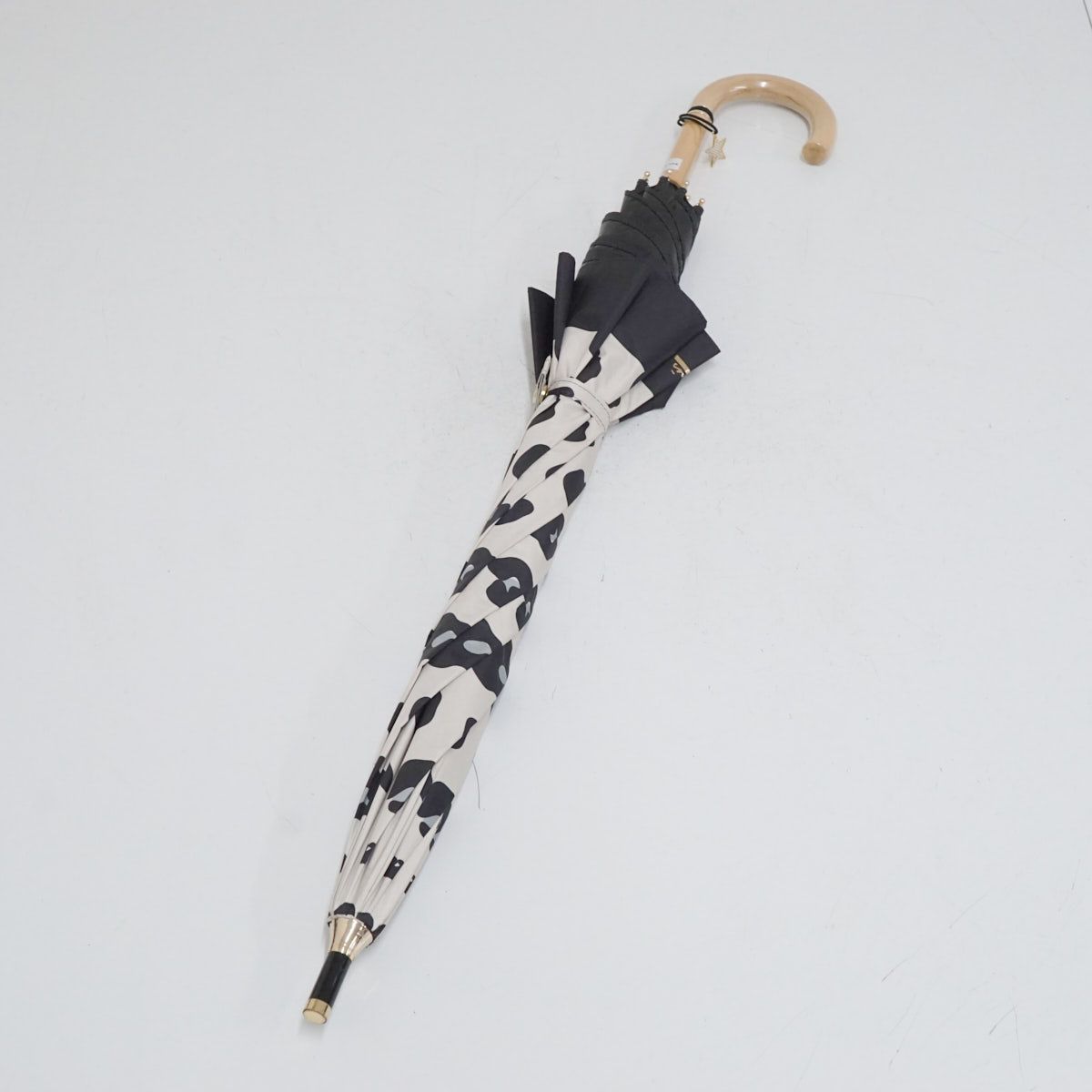 美品　agnes b. アニエスベー　レオパードデザインコート font face=