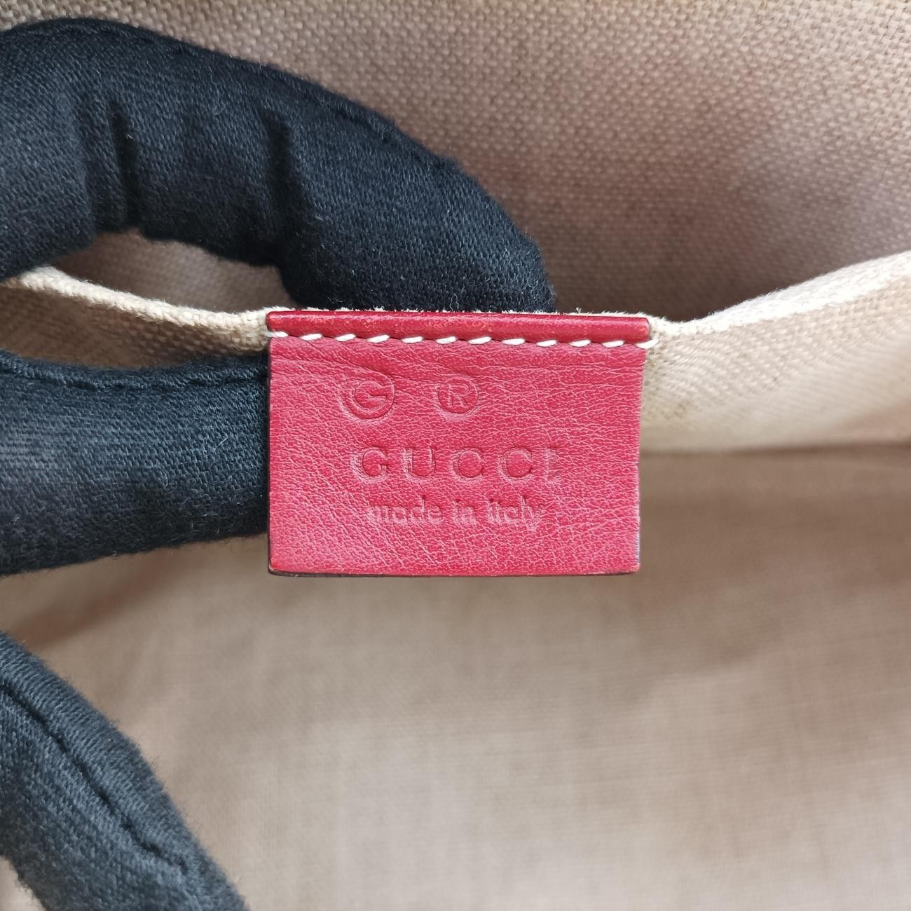 グッチGucciマイクログッチシマ