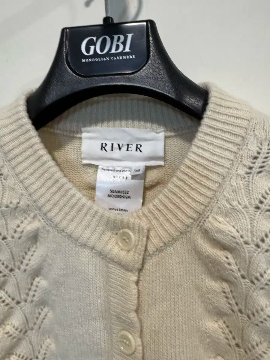 river リー ウール カーディガン