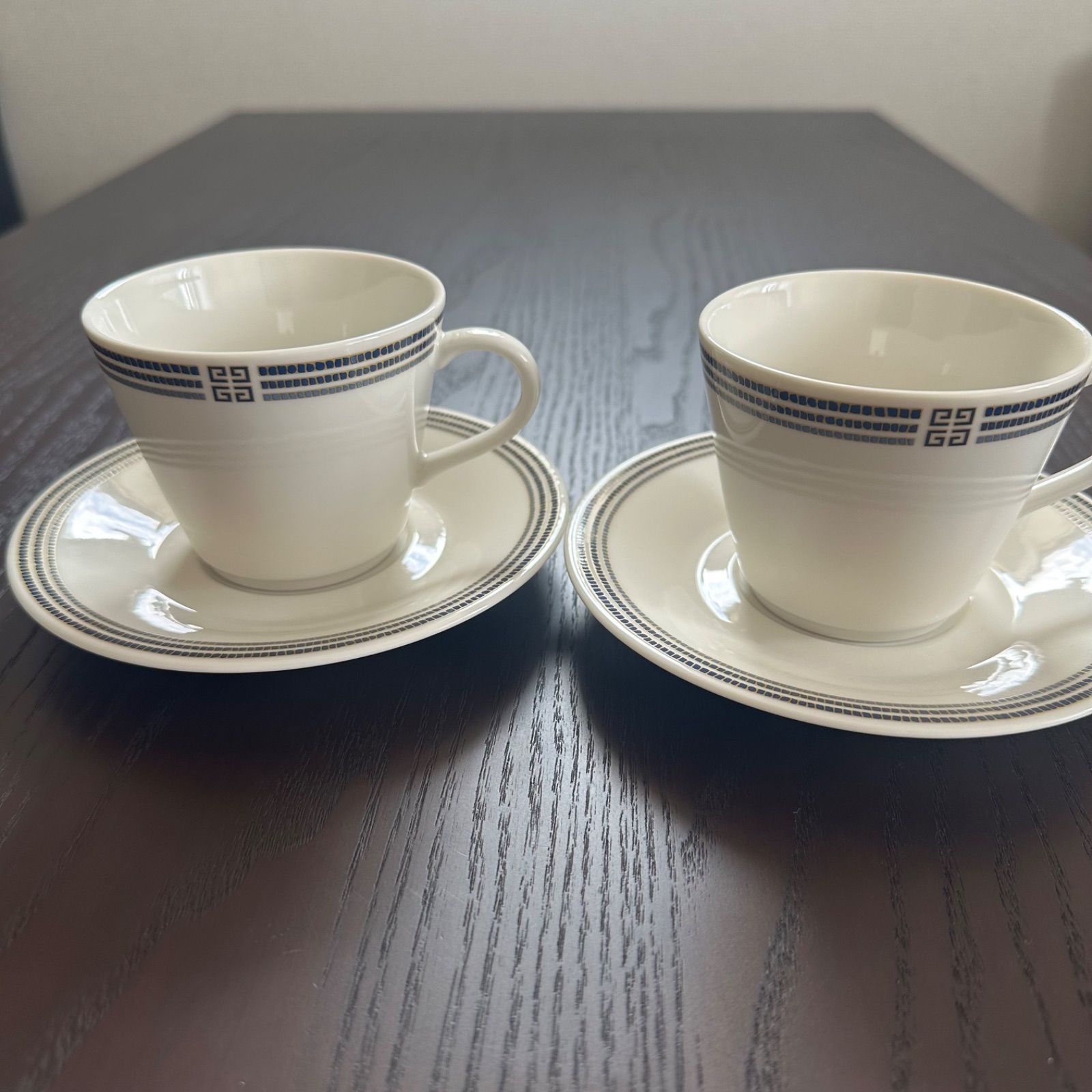 GIVENCHY コーヒーカップ 2客 カップ＆ソーサー 使用感あり 箱なし 