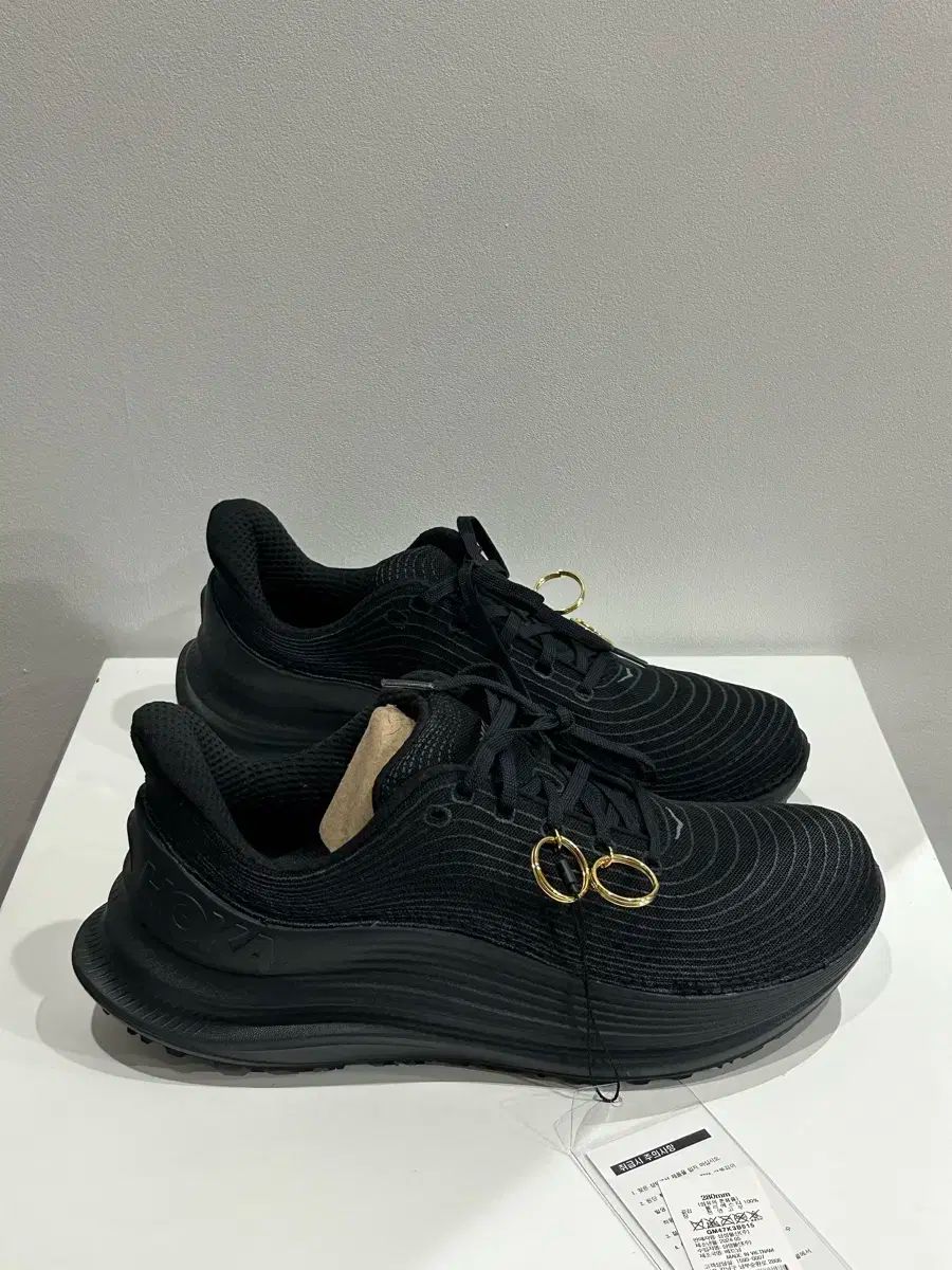 HOKA ONE ONE ホカオネオネ のこぎりぎり 作成 HOKA