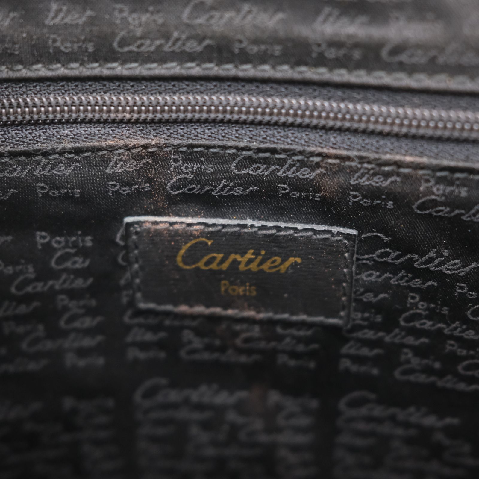 Cartier カルティエ パシャ セカンドバッグ 黒 レザー L1000210