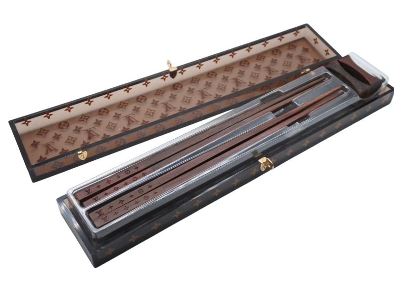 VIP LOUIS VUITTON ルイヴィトン お箸 カトラリー M99171 非売品 LVジャパン25周年記念 4b007011
