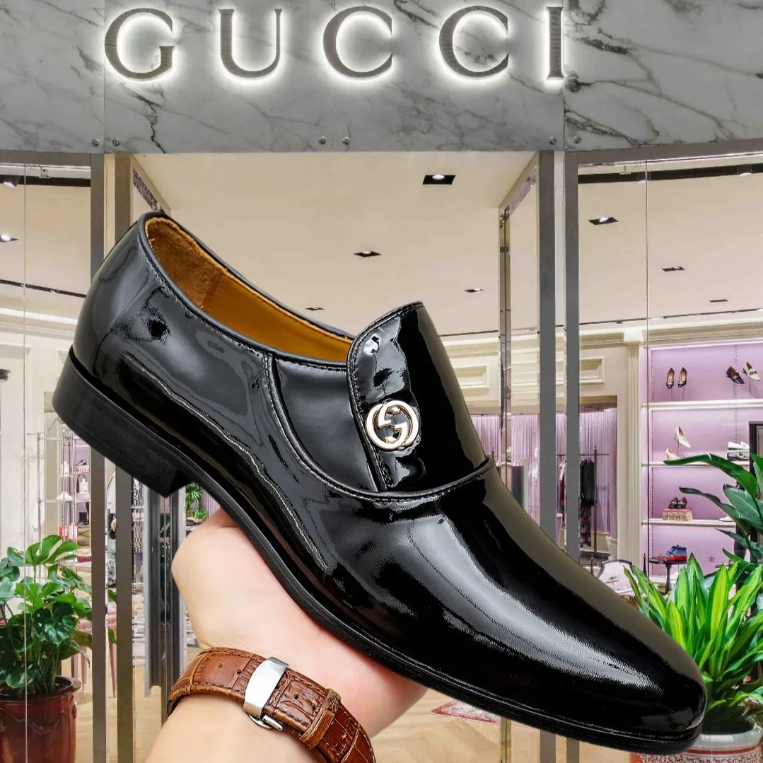 💖新品未使用👞グッチGUCCI ハイエンドレザーメンズカジュアルビジネス靴/ブラック - メルカリ