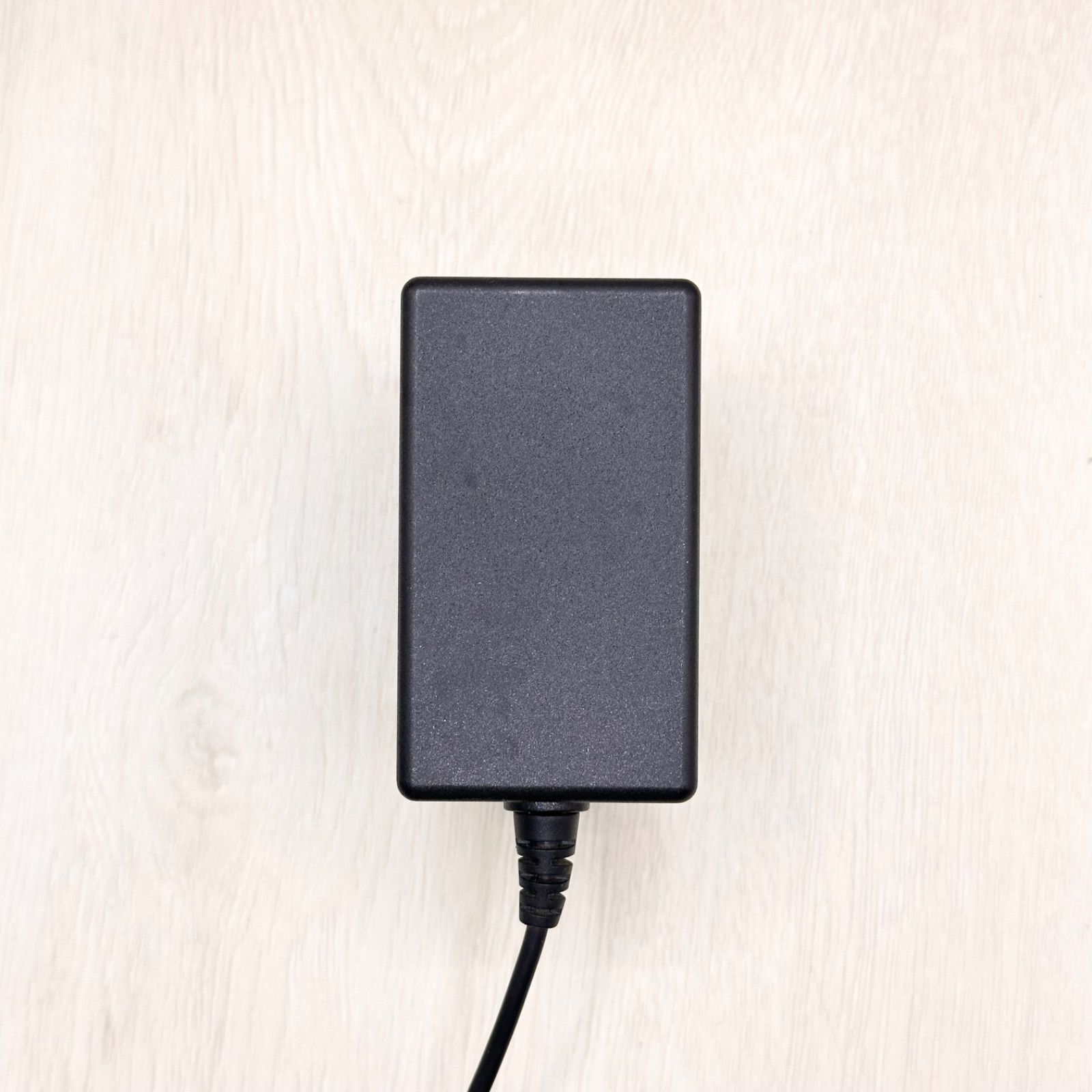 SHARP ACアダプター UADP-A121WJPZ 15V-2.5A UADP-A152WJPZ シャープ SHARP AQUOS アクオス FSP036-DHUA1