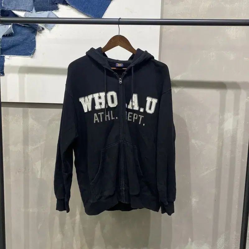 (105) WHO.A.U フーアーユー ストリート カジュアル 刺繍 起毛 ジップアップ ジャケット