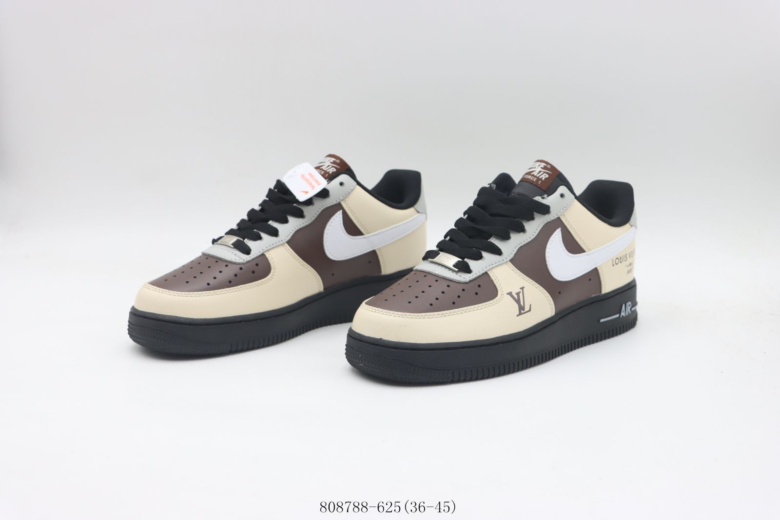 今日特価】Nike ナイキ スケートシューズ 808788-62 ベ ige