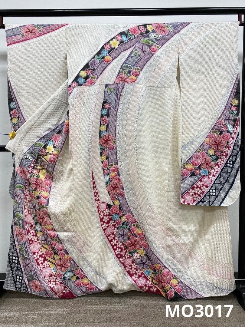 振袖 豪華 桜 金駒 紋意匠 身丈162cm 総絞り振袖 豪華 金彩 桜 振袖 豪華 桜 金駒 紋意匠 身丈162cm 総絞り振袖 豪華 金彩 桜