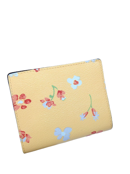 夏コーデ】✨COACH 折りたたみ財布 イエロー 花柄 フローラル