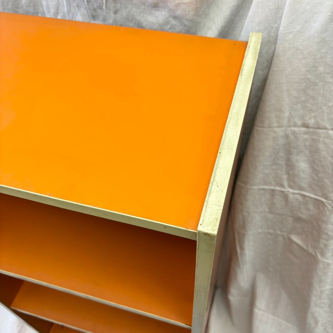 193 昭和レトロポップ かわいい オレンジ棚 カラーボックス 3段 - メルカリ