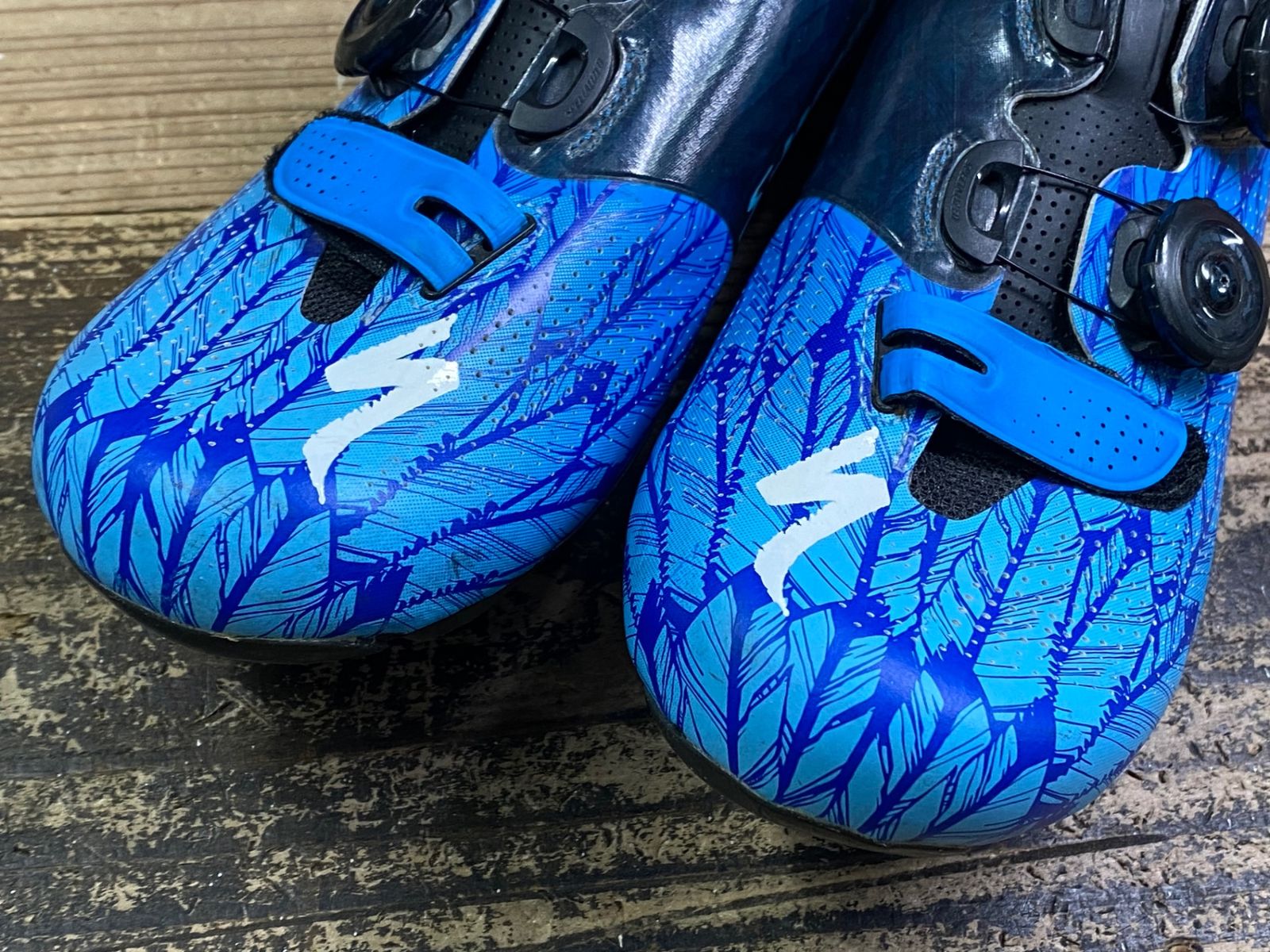 JJ313 スペシャライズド SPECIALIZED エスワークス S-WORKS 6RD FIGHT THEN FLIGHT 3穴 ビンディングシューズ 青 EU39 BRIGHTFACE_UK