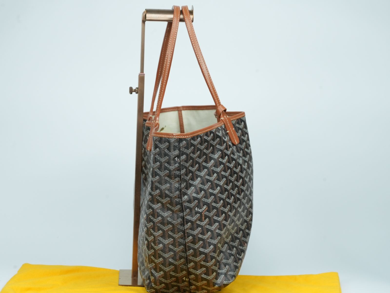 正規品 GOYARD サンルイPM トートバック ポーチ付 ブラック A4収納可 楽天市場】ゴヤール GOYARD ブラック 美品 サンルイPM 黒