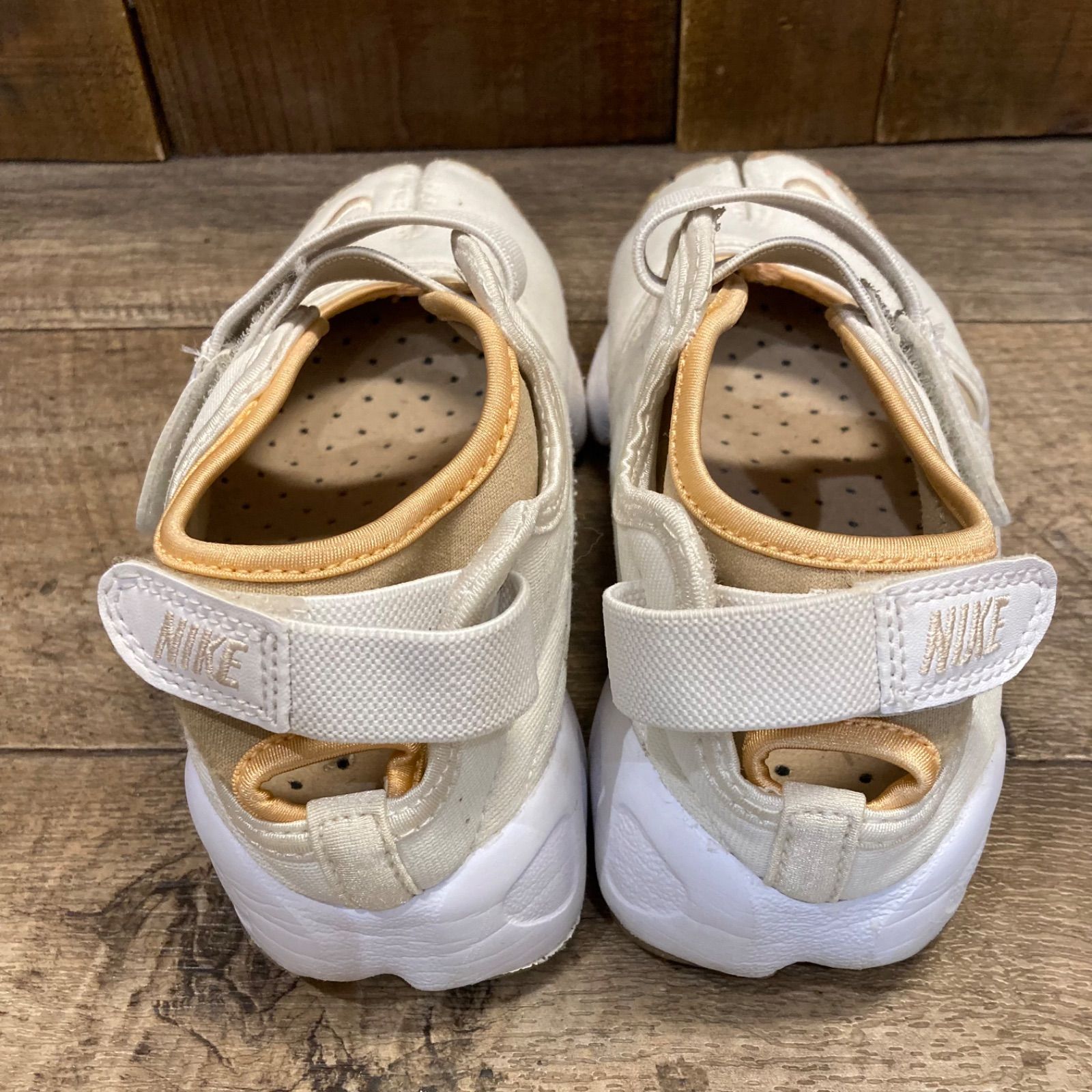 NIKE ナイキ WMNS AIR RIFT 24cm ウィメンズ エア リフト ホワイト 