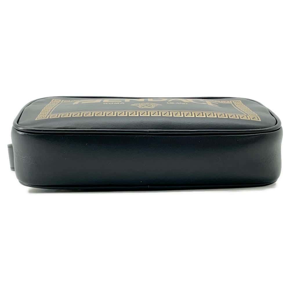 フェンディ ショルダーバッグ フェンダーチェ カメラバッグ レザー  