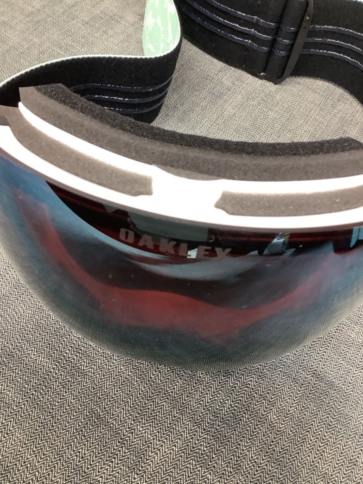 スノーゴーグル