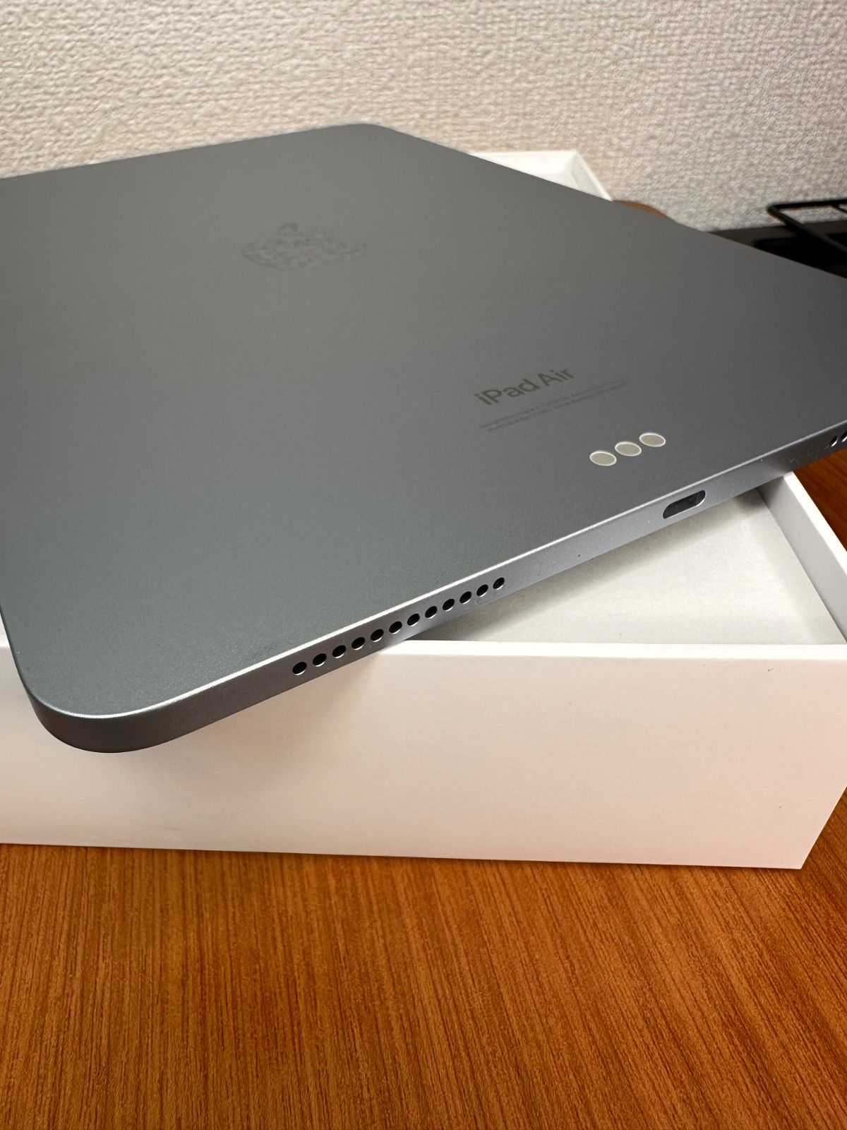 極美品】Apple iPad Air M2 Wi-Fiモデル128GB MUWD3J/A 62H91