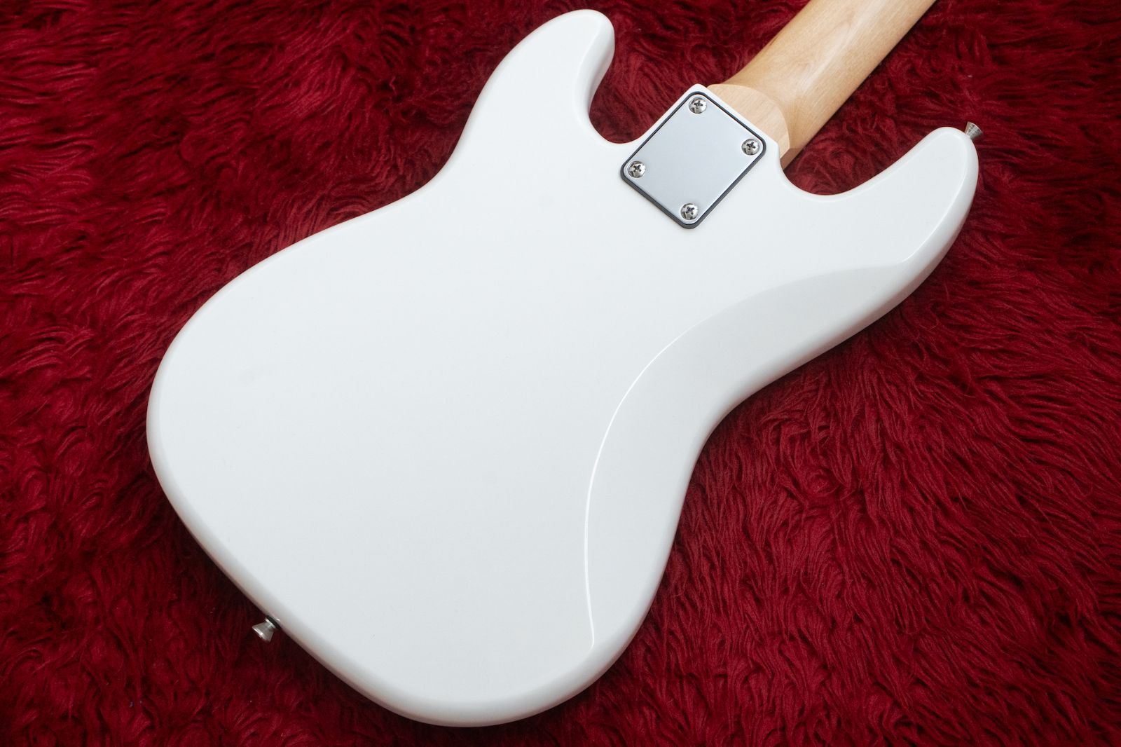 woofy basses ONE series Pup 4 プレシジョンベース new】woofy basses / ONE series Pup 4 White - Geek IN Box