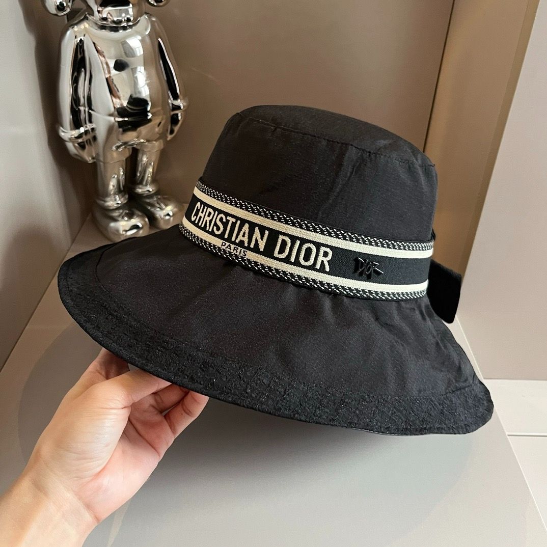 クリスチャンディオール Christian Dior ロゴ ストロー ハット ブラック 夏のUVカット帽子女性の紫外線カット