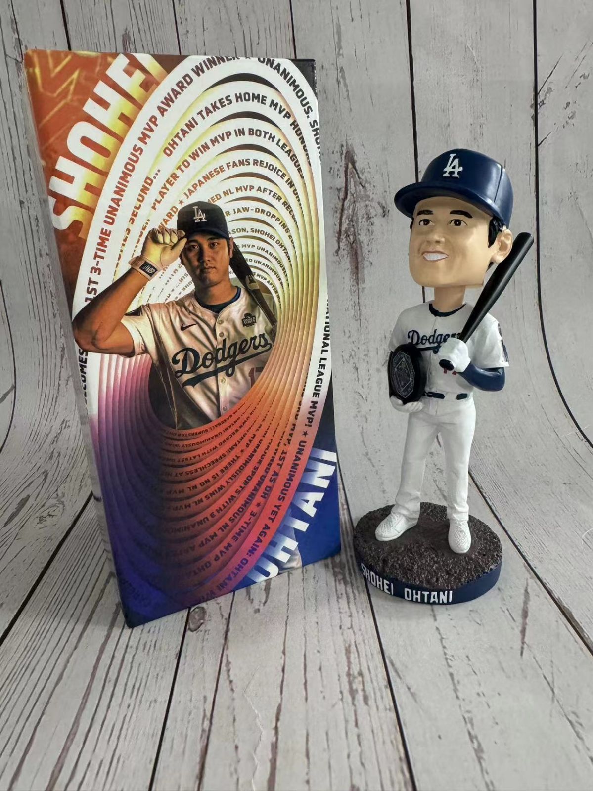 大谷翔平ボブルヘッド(2024年MVP記念) 4月2日球場配布品 MS】大谷翔平 MVP受賞記念 4月2日ドジャース球場配布