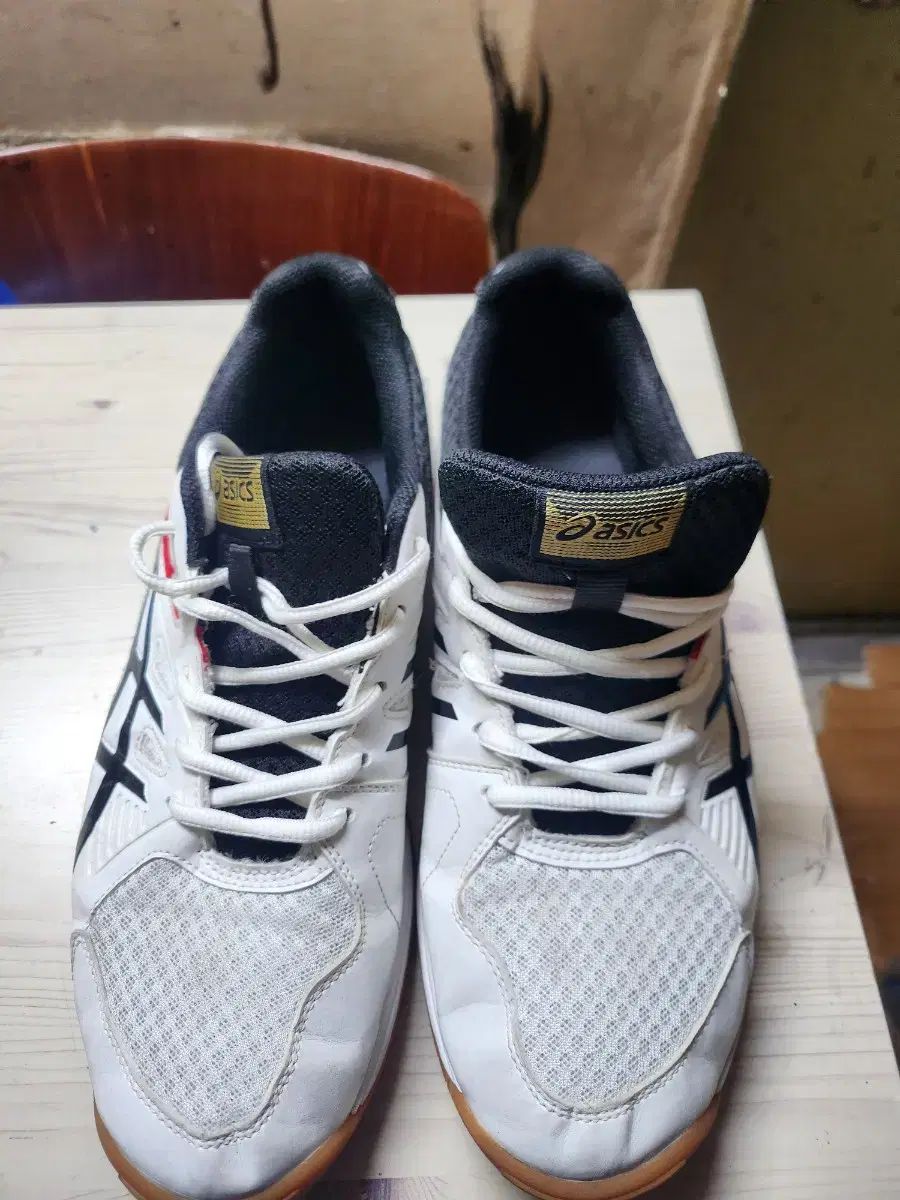 asics