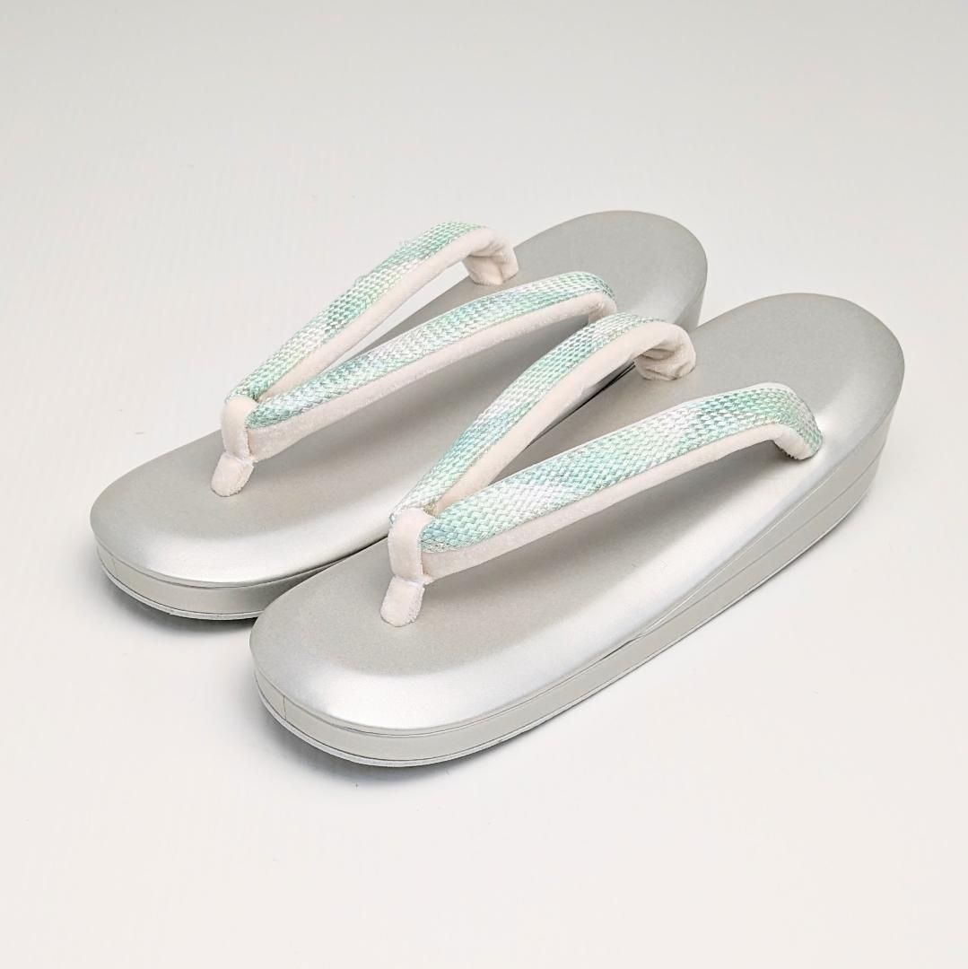 和装 草履 フォーマル 低反発 紗織 シルバー Mサイズ（草履