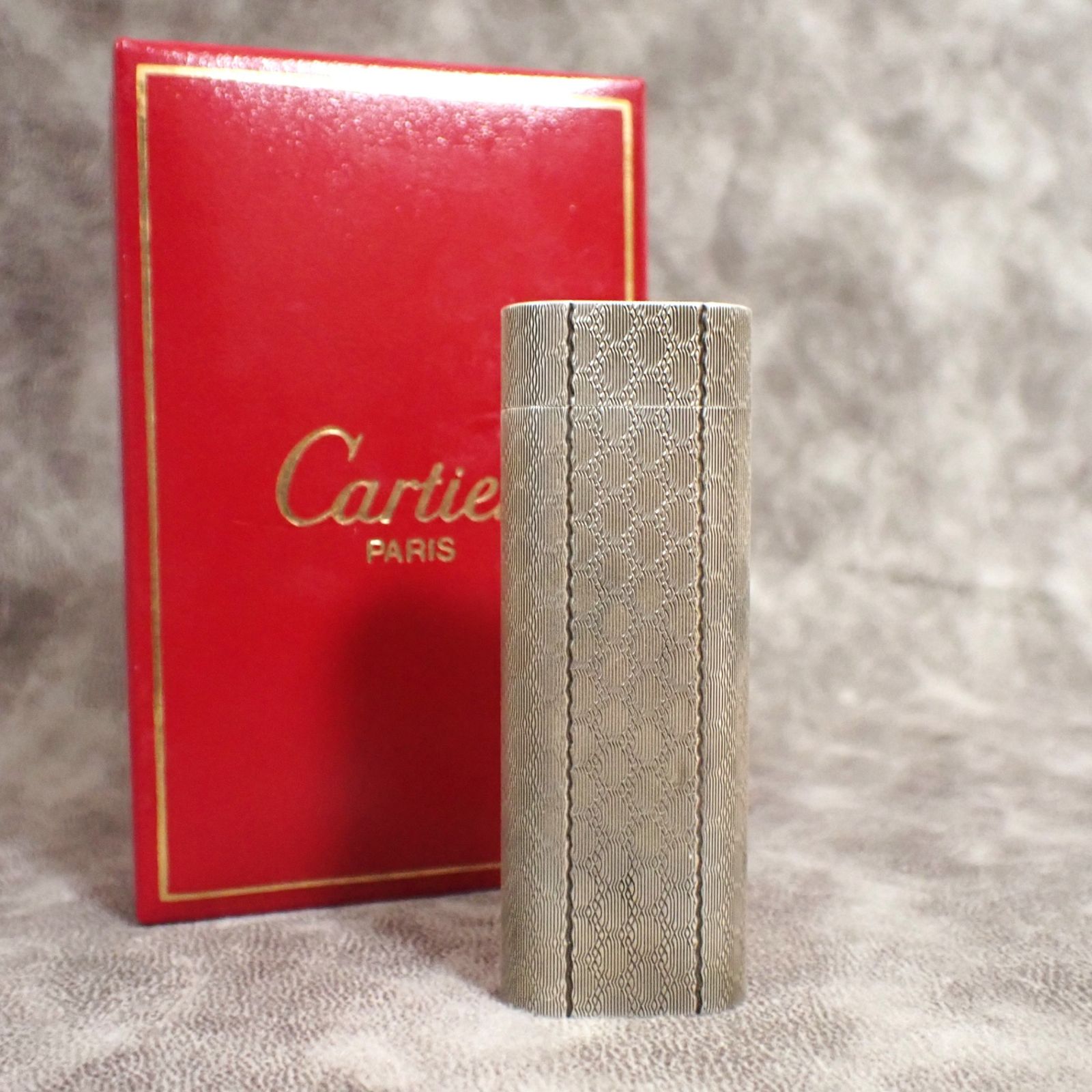 Cartier - カルティエ ライター ガスライター タバコ 喫煙具 ロゴ 総柄 シルバー金具 Cartier - カルティエ ライター ガスライター タバコ 喫煙具