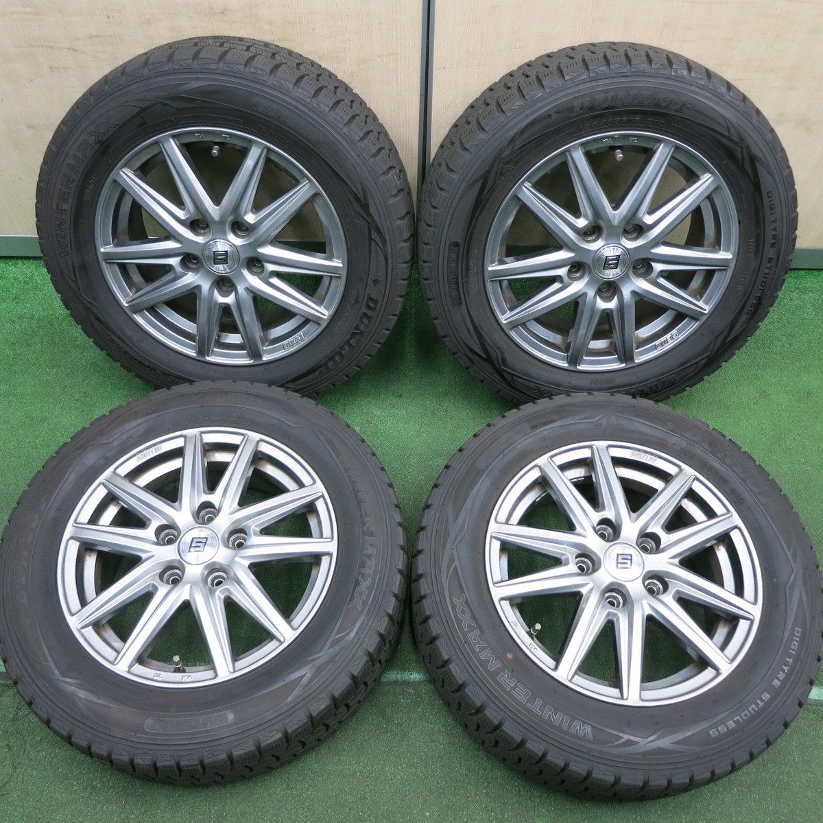取引中】美品スタッドレスタイヤ、ホイール付き サイズ195/65R15